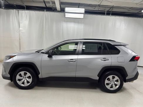 Used 2019 Toyota RAV4 LE w/ All Weather Liner Package AWD/4WD image 8