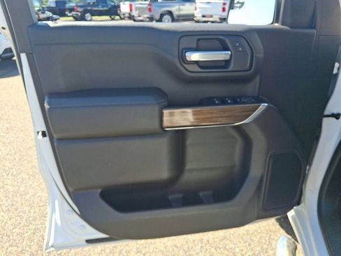 Used 2020 Chevrolet Silverado 1500 LT w/ All-Star Edition AWD/4WD image 12