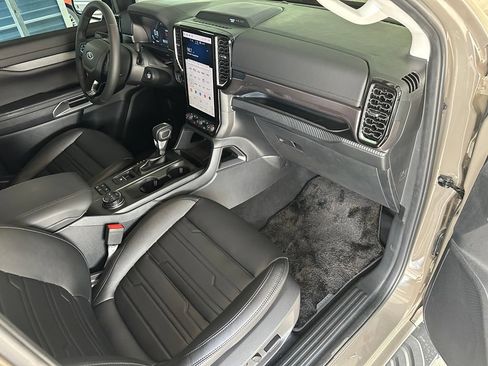 Used 2026 Ford Ranger Lariat w/ Black Appearance Package AWD/4WD image 37