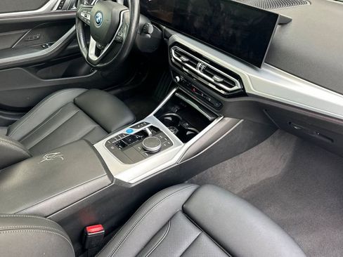 Used 2023 BMW i4 eDrive35 w/ Premium Package RWD image 16