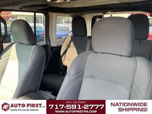Used 2019 Jeep Wrangler Unlimited Sport S AWD/4WD image 8