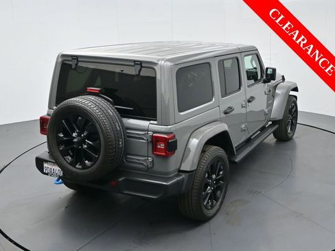 Used 2023 Jeep Wrangler Unlimited Sahara w/ Cold Weather Group image 59