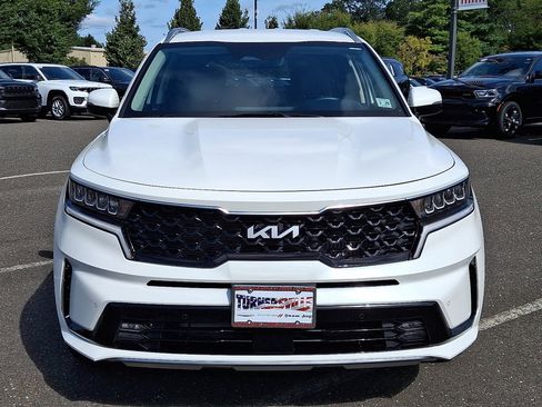 Used 2023 Kia Sorento EX image 8