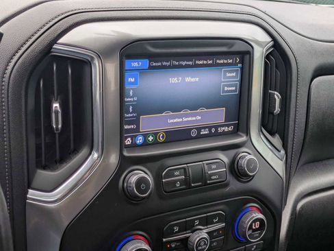 Used 2022 Chevrolet Silverado 2500 LT w/ Fleet Comfort Package image 31