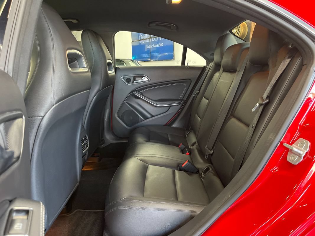 Used 2014 Mercedes-Benz CLA 250 image 44