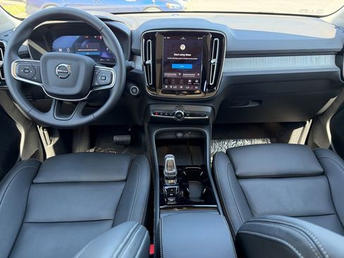 Used 2026 Volvo XC40 B5 Plus w/ Protection Package Premier AWD/4WD image 21