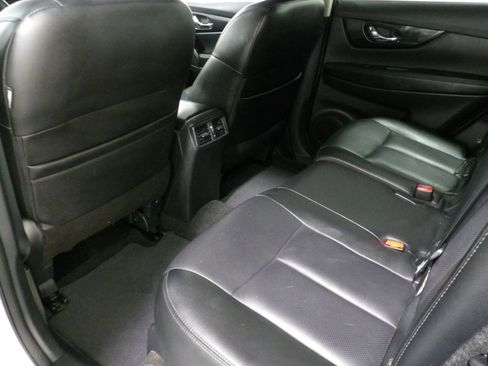 Used 2018 Nissan Rogue SL AWD/4WD image 10