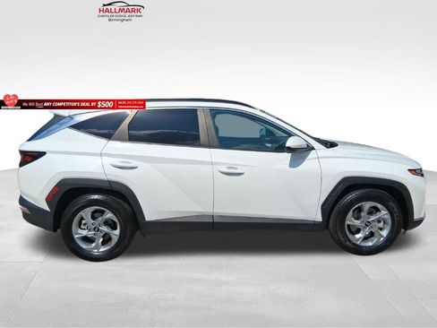 Used 2024 Hyundai Tucson SEL FWD image 2