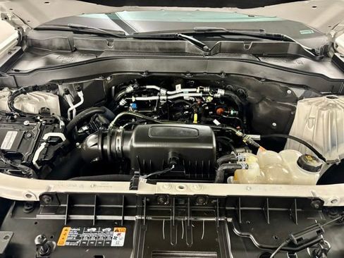 Used 2023 Ford Explorer XLT w/ Equipment Group 202A image 41