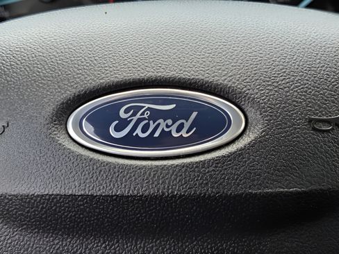 Used 2022 Ford Maverick XL FWD image 19