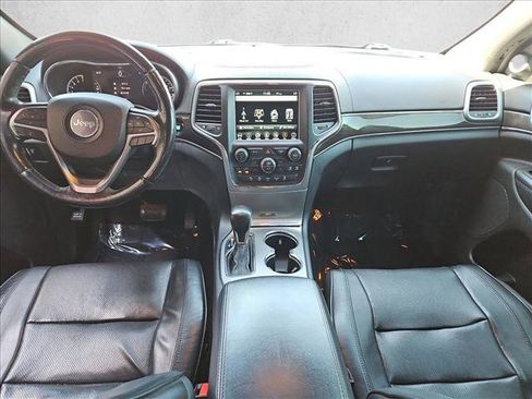 Used 2018 Jeep Grand Cherokee Overland image 25