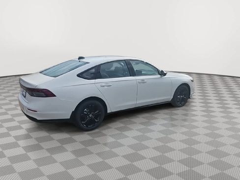 New 2025 Honda Accord SE image 9
