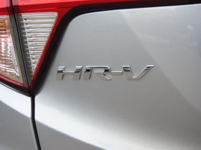 Used 2021 Honda HR-V EX image 7