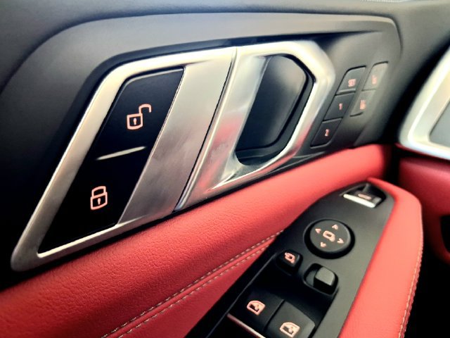 New 2026 BMW X5 M Competition w/ Executive Package AWD/4WD image 10