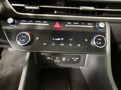 Certified 2025 Hyundai Sonata SEL FWD image 22