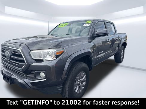 Used 2019 Toyota Tacoma SR5 image 5