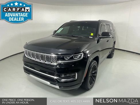 Used 2022 Jeep Grand Wagoneer Series II AWD/4WD image 1