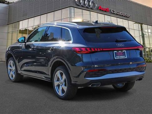 New 2025 Audi Q5 Premium Plus image 2