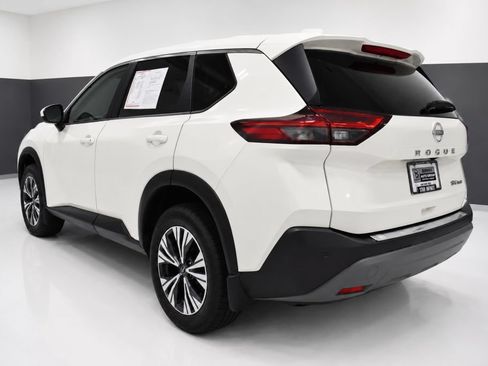 Certified 2023 Nissan Rogue SV AWD/4WD image 3