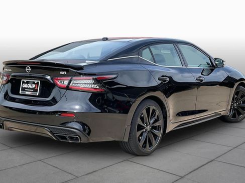 Used 2023 Nissan Maxima SR w/ Sport Mat Group FWD image 12