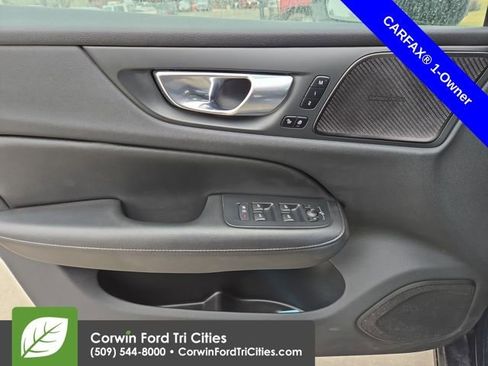Used 2024 Volvo S60 B5 Plus image 14