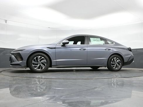 New 2026 Hyundai Sonata Blue FWD image 44