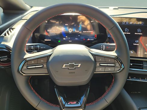 New 2026 Chevrolet Equinox EV RS image 15