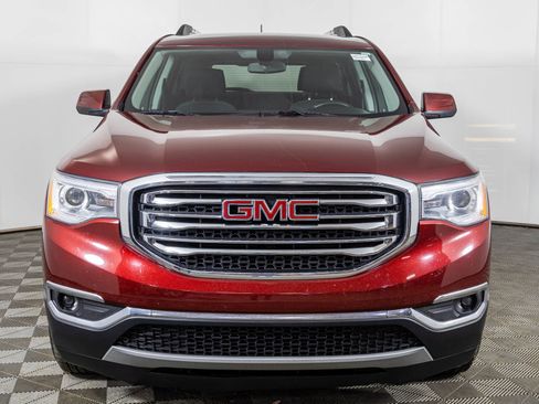 Used 2017 GMC Acadia SLE image 10
