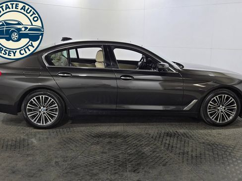 Used 2017 BMW 530i xDrive AWD/4WD image 14