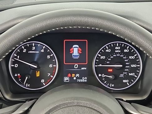 Used 2025 Subaru Outback Premium image 29