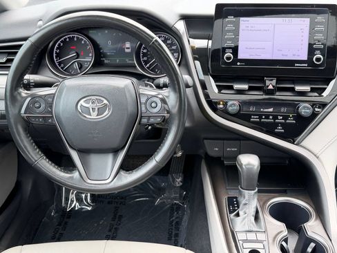 Used 2024 Toyota Camry SE w/ Cold Weather Package AWD/4WD image 30