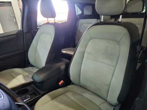 Used 2024 Ford Escape Active w/ Tech Pack #1 AWD/4WD image 8