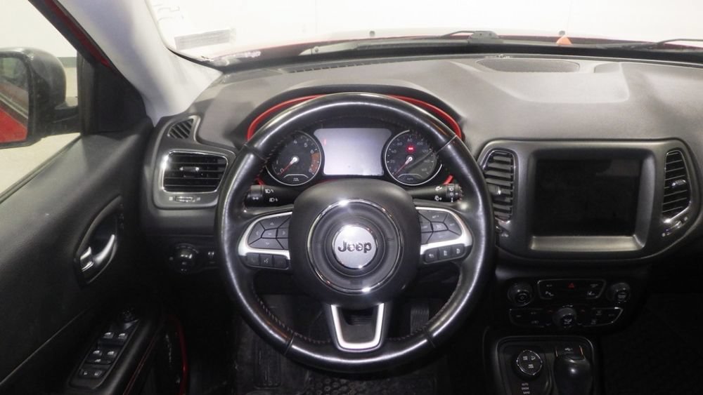 Used 2021 Jeep Compass Trailhawk AWD/4WD image 9