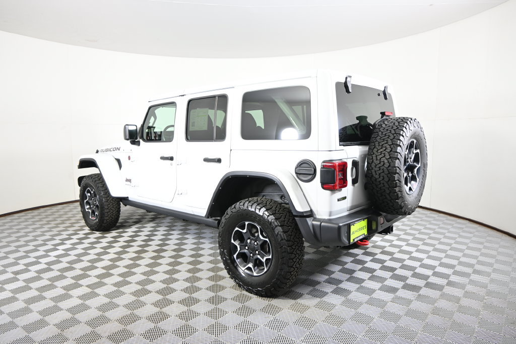 Used 2023 Jeep Wrangler Unlimited Rubicon w/ LED Lighting Group AWD/4WD image 4