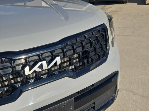 Used 2024 Kia Telluride EX X-Line image 10