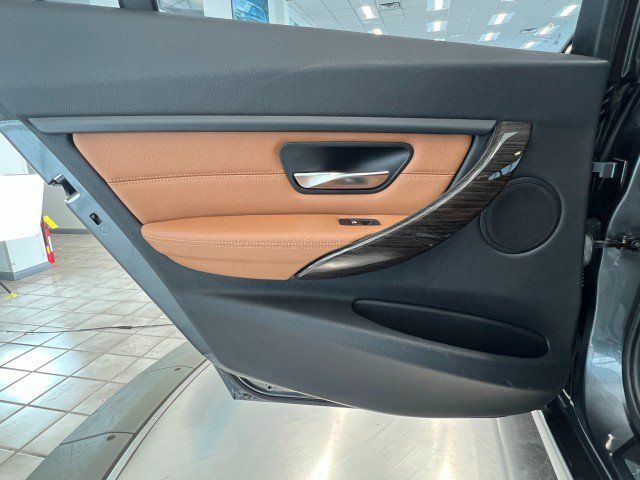 Used 2013 BMW 328i Sedan RWD image 29