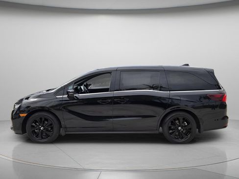 Used 2024 Honda Odyssey Sport image 5