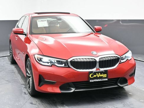 Used 2022 BMW 330e xDrive w/ Convenience Package AWD/4WD image 7