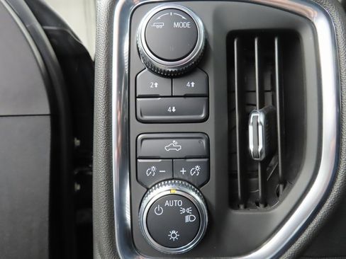 Used 2022 GMC Sierra 2500 SLE image 48