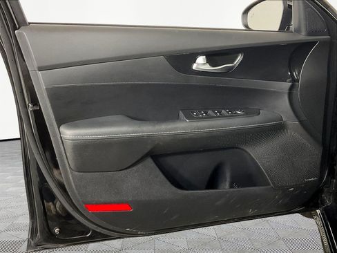 Used 2024 Kia Forte GT-Line w/ GT-Line Premium Package FWD image 19