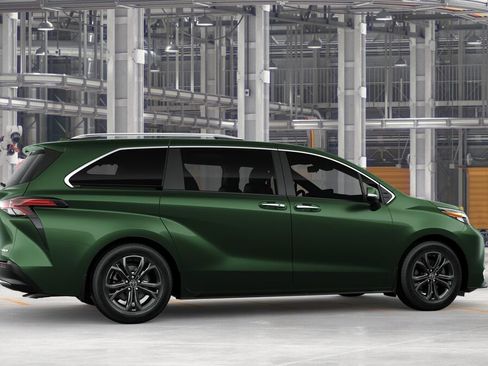 New 2026 Toyota Sienna Platinum AWD/4WD image 11