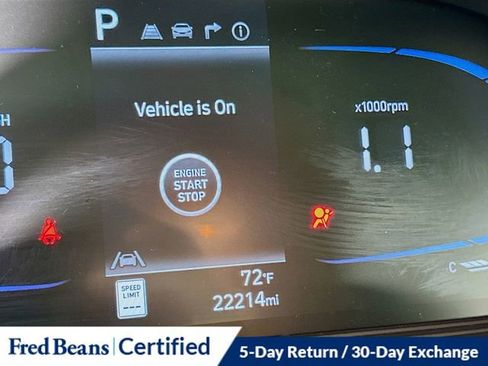 Certified 2024 Hyundai Venue Limited FWD image 14