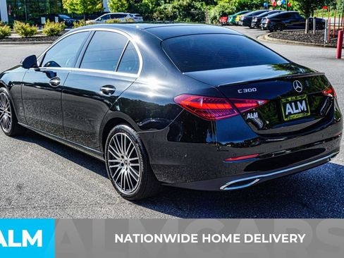 Used 2025 Mercedes-Benz C 300 Sedan image 4