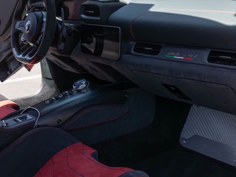 Used 2022 Maserati MC20 Coupe RWD image 30