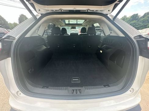 Used 2019 Ford Edge SEL AWD/4WD image 29