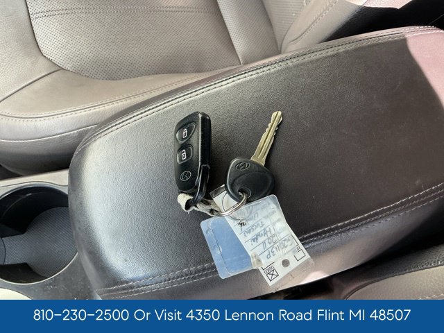 Used 2011 Hyundai Tucson Limited AWD/4WD image 31