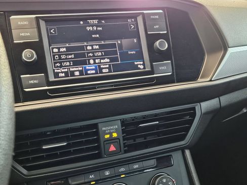 Used 2022 Volkswagen Jetta Sport FWD image 18