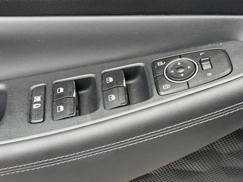 Used 2019 Hyundai Santa Fe Limited FWD image 27