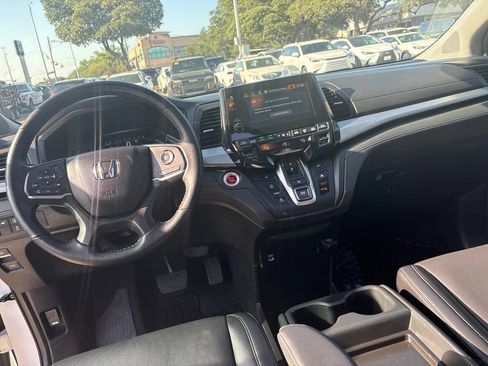 Used 2024 Honda Odyssey EX-L image 18