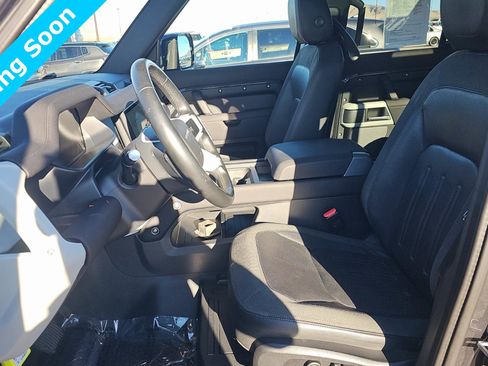 Used 2021 Land Rover Defender 110 SE image 6